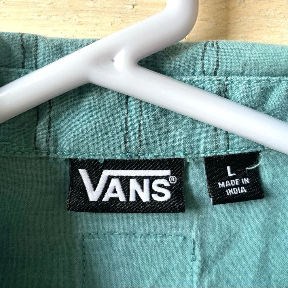 Vans Button Down Shirt Boys Girls Large Blue Stripes
